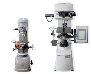 ビッカース硬さ試験機（右：デジタル）